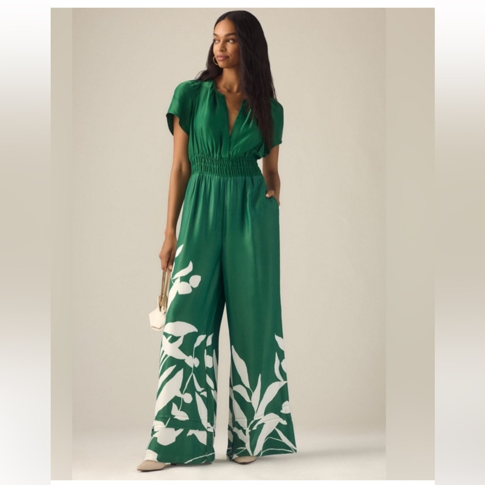 Anthropologie The Somerset Jumpsuit
Color: Dark green